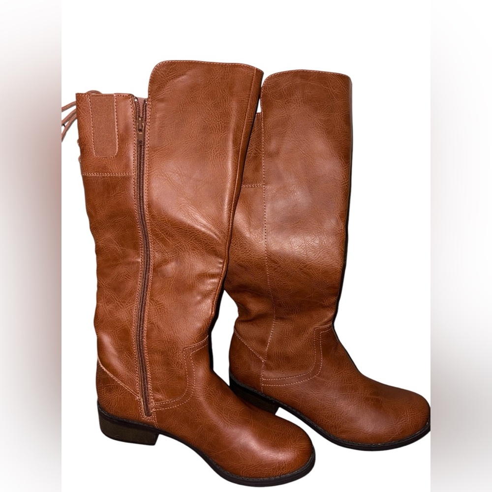 Camel colored boots inside zipper